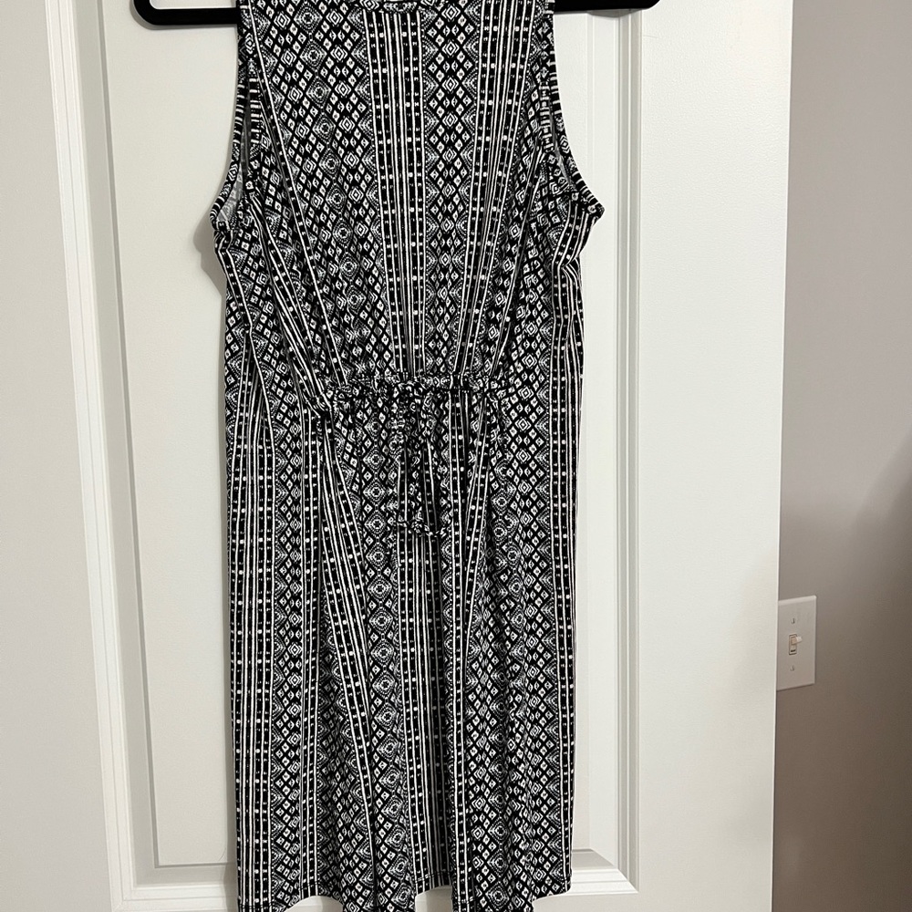 BCBG Generation Tie-front patterned dress